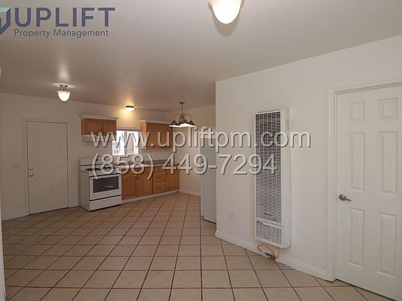 4th image of 727-731 W 9th Ave #729