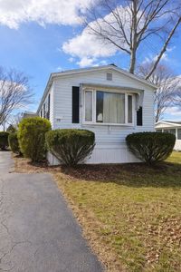 38 Acorn Dr, Taunton, MA, 02780