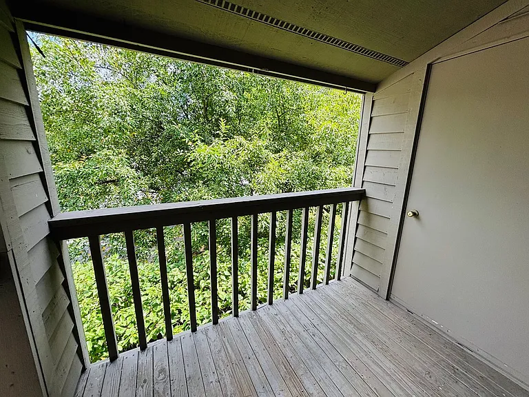1400H University City Blvd — Photo 8