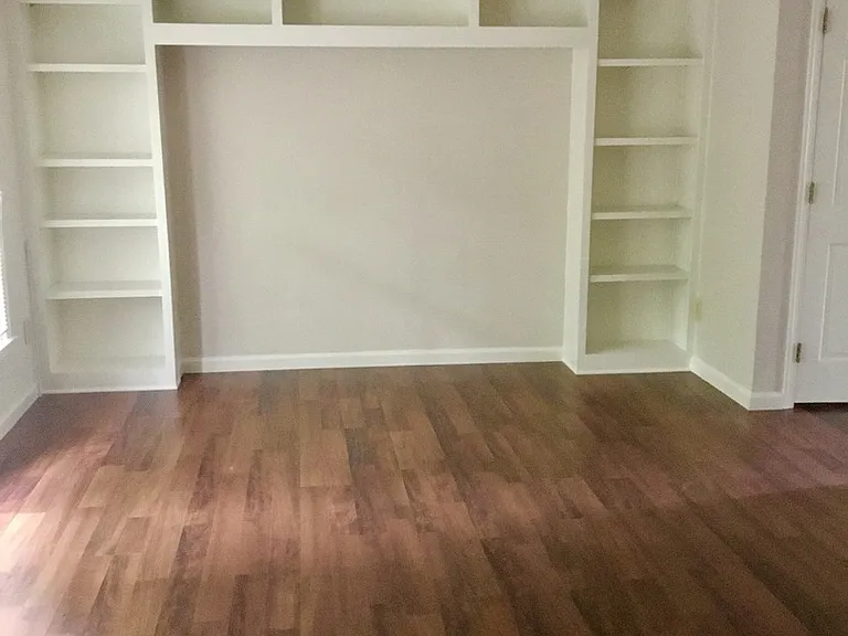 815 Seabury Ct — Photo 22