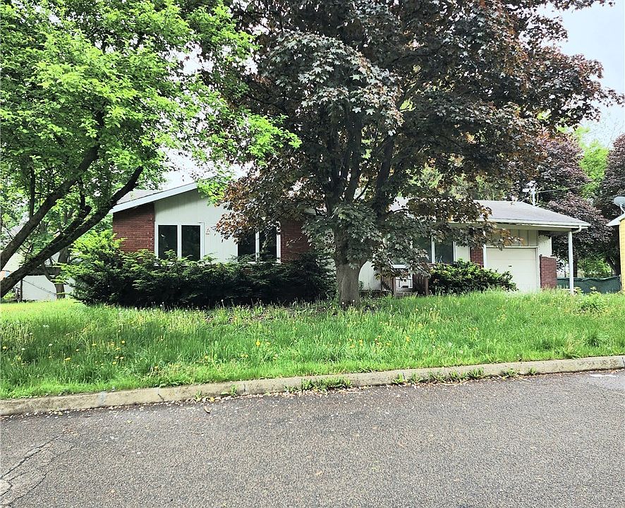 1st image of 710 Standish St