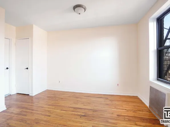 84-02 143rd Street image 4 of 6