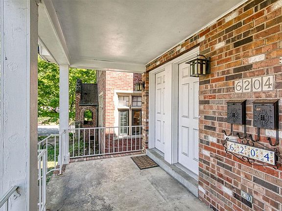 4th image of 6204 Loran Ave