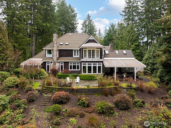 5th image of 12416 Tanager Drive NW