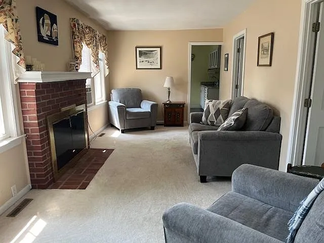 10 Power Ave — Photo 14