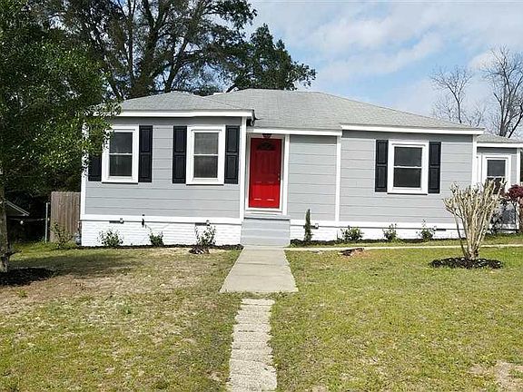 5th image of 26 Redwood Cir