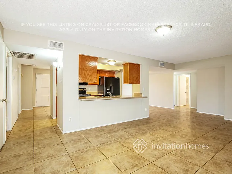 3520 W Banff Ln — Photo 8
