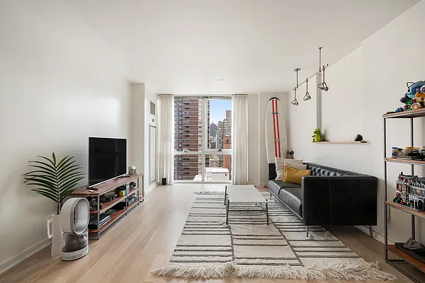 Rented by Brown Harris Stevens | media 8