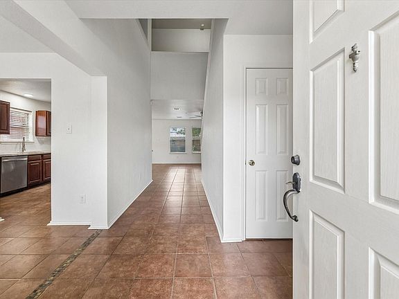 2nd image of 10110 Fallmont Ct