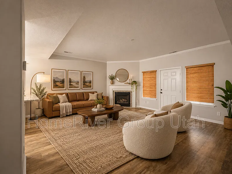3 bed, 3.0 bath, 1700 sqft, $2,300 — Photo 3