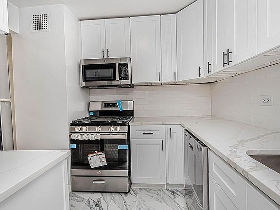 3rd image of 3355 Sedgwick Ave #6E