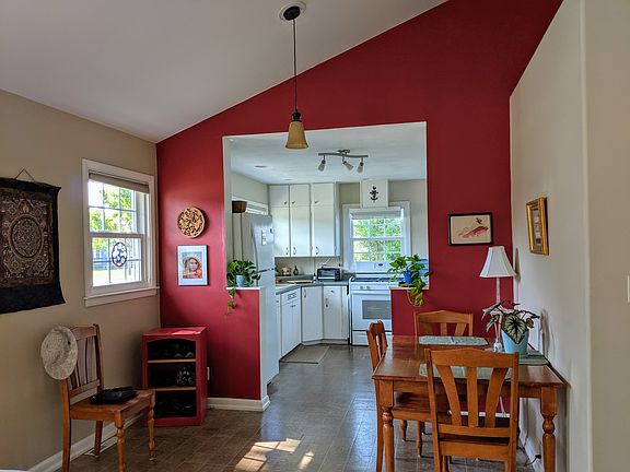 Dining room looking south