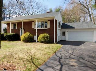 24 Sylvan Cir, Kennebunk, ME 04043