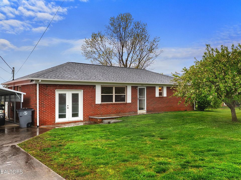 1st image of 2761 Conrad Dr