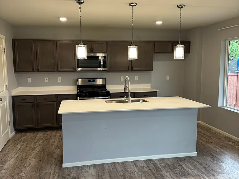9291 Fairybell St SE — Photo 3