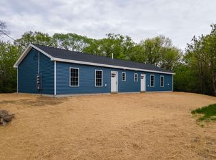 13 Pine St, Bradley, ME 04411