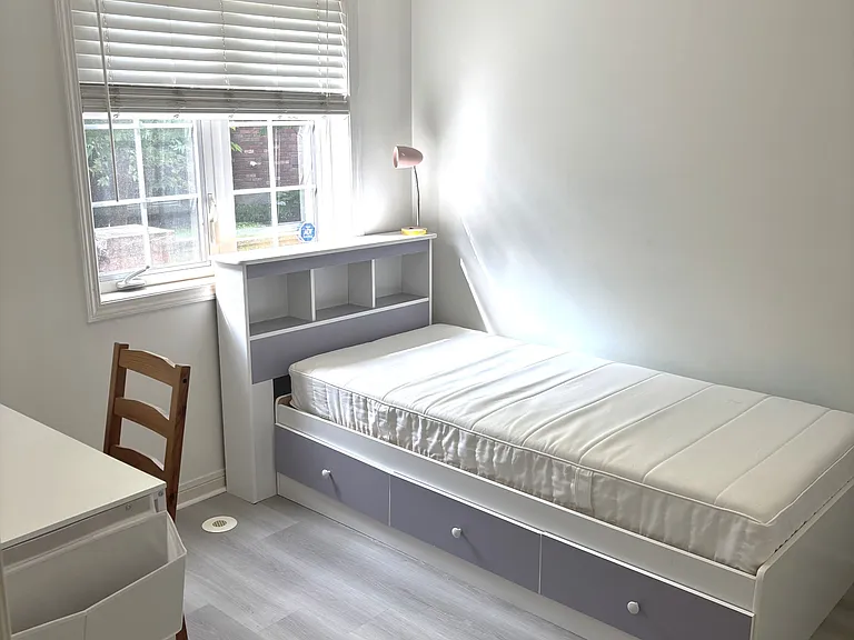 764 Neighbourhood Cir #4 — Photo 10