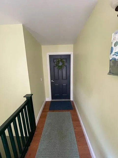 2 bed, 1.5 bath, 1160 sqft, $2,450 — Photo 2