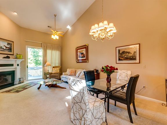5th image of 1070 Griffin Gate Dr