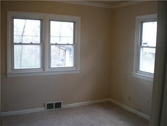 5th image of 6009 NE Seattle Ave