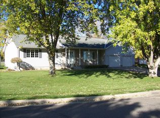 533 Eastview Dr, Sauk Centre, MN 56378