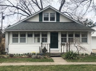 428 2nd St, South Lyon, MI 48178