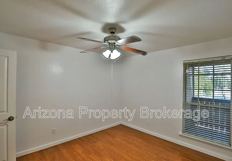 200 E Southern Ave #219 — Photo 3