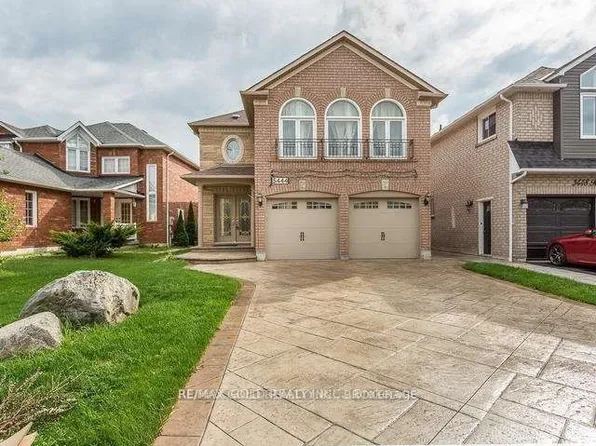 5444 Razorbill Ct #Basement, Mississauga, ON L5V 2C9
