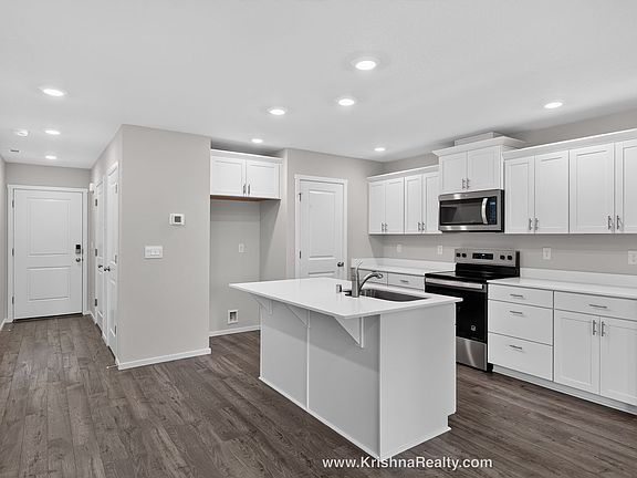 4th image of 12214 NE 14th St