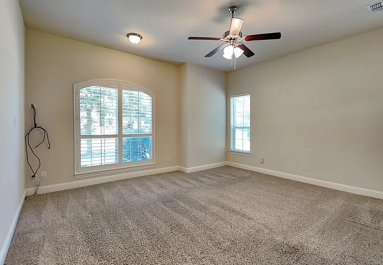 3006 Knightsbridge Ln — Photo 6