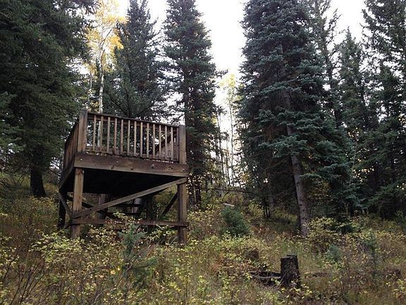 3rd image of 210 Settlers Loop