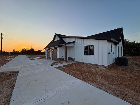 5th image of 1081 County Road 4781