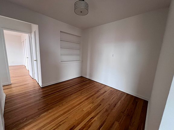 4th image of 2900 Ocean Ave APT 6B