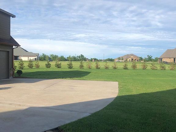 4th image of 1640 Winding Creek Ln