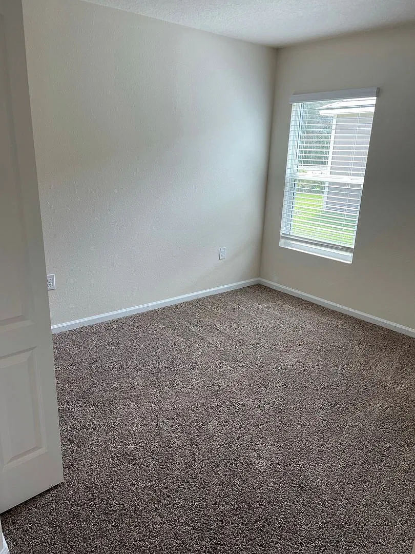 New updated home with a fenced in yard! — Photo 2