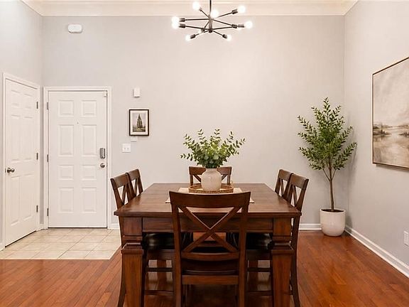 4th image of 401 16th St NW Unit 1185