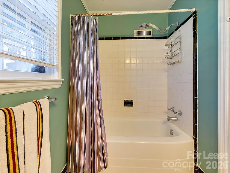 4917 White Oak Rd — Photo 31