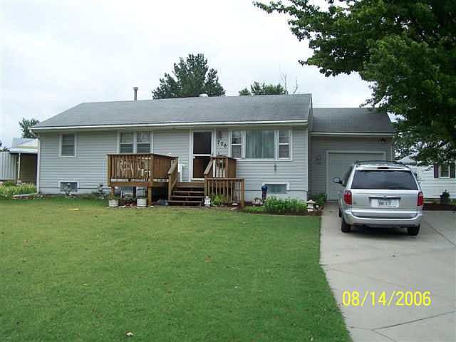 1st image of 706 Fredrick Dr