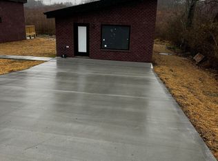 298 S Old Mail Rd, Crossville, TN 38555