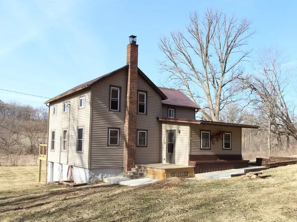 17896 Skunk Hollow Rd, Mount Carroll, IL 61053