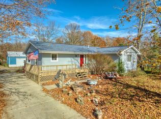 10090 Austin Rd, Jackson, MI 49201