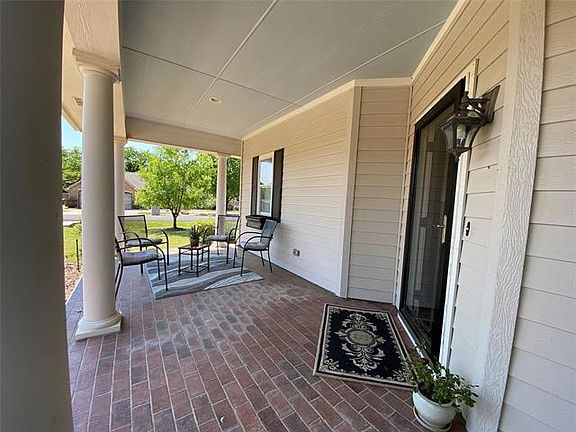 3rd image of 6405 Sonora Dr
