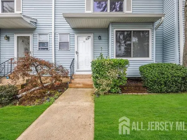 54 Dogwood Ct, Jamesburg, NJ 08831