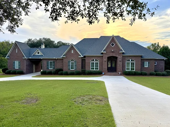 208 Thornberry Pl, Ashford, AL 36312