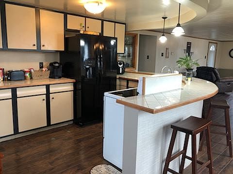 4th image of 64159 Hillview Dr