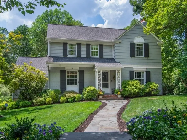 17 Highland Ave, Millburn Twp., NJ 07078