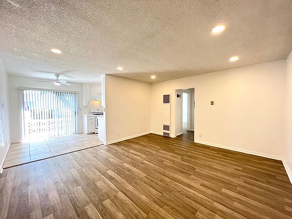 3rd image of 7725 Laurel Canyon Blvd #11