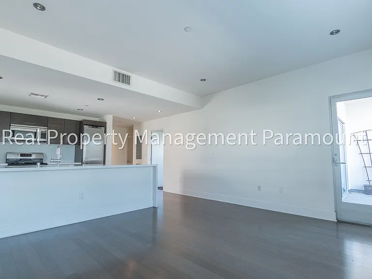 1700 Sawtelle Blvd #213 — Photo 3