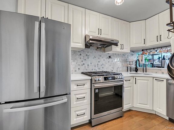 2nd image of 239-48B Oak Park Drive #7B