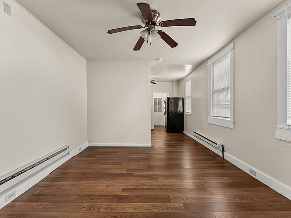 3rd image of 4215 Connecticut Ave APT 1W